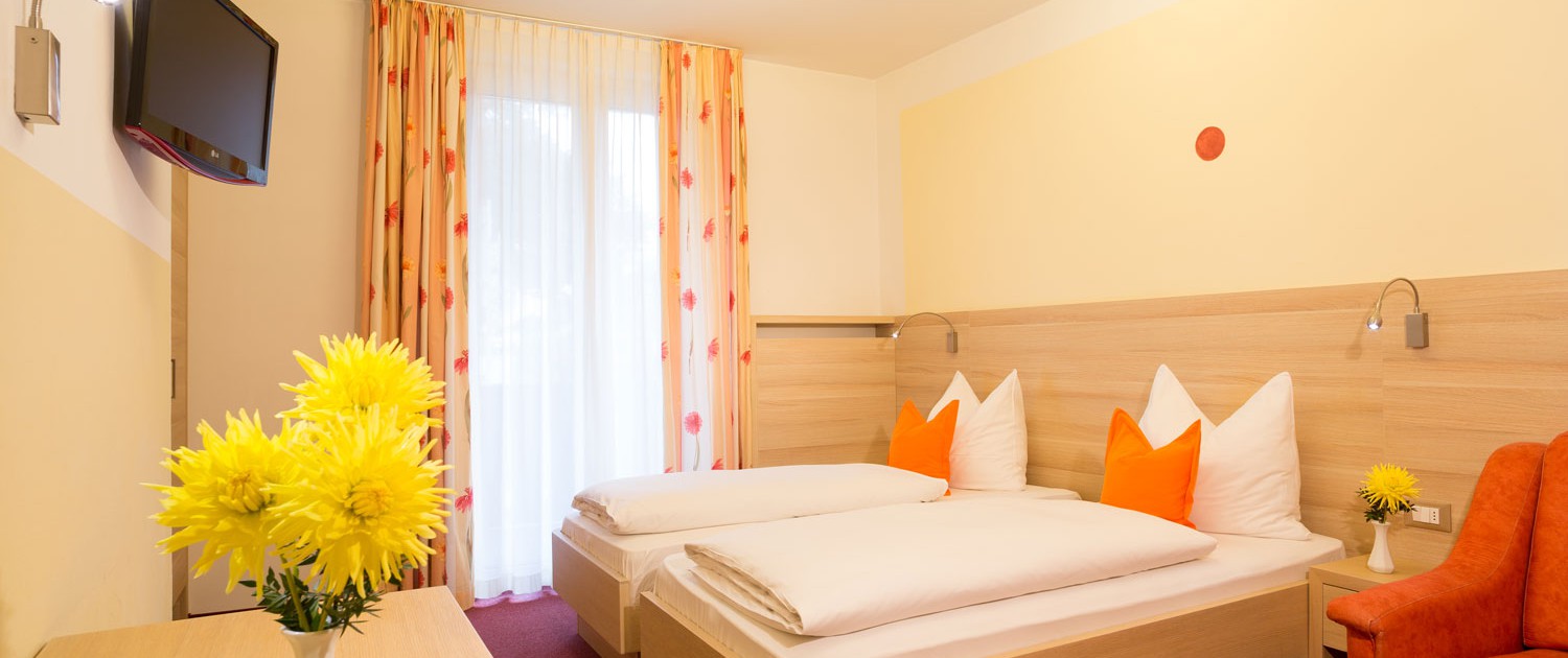 gruberhof_schlafzimmer4-800