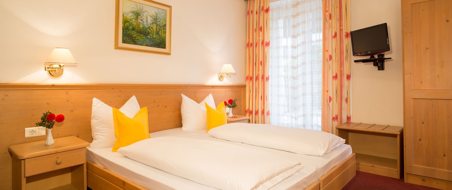 gruberhof_schlafzimmer6-800